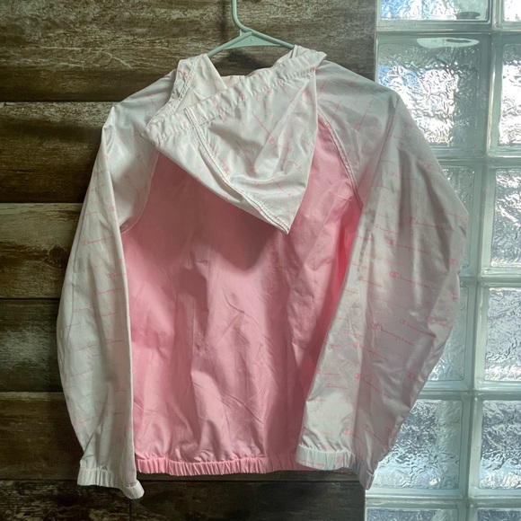 Like New, Excellent condition Champion girl’s XL windbreaker/rain jacket - Picture 4 of 5